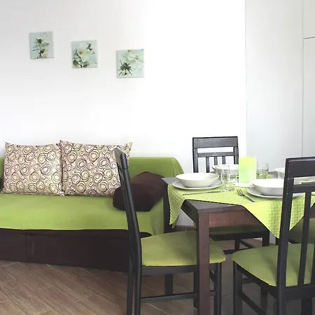 Apartman Maja *